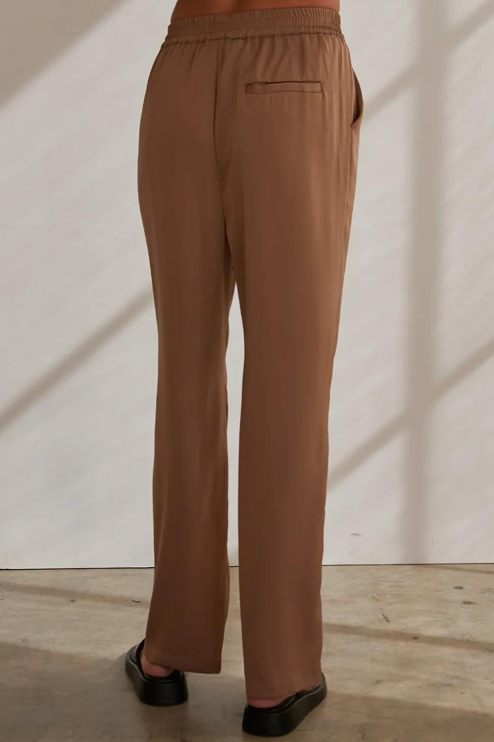 Vicy Satin Pants